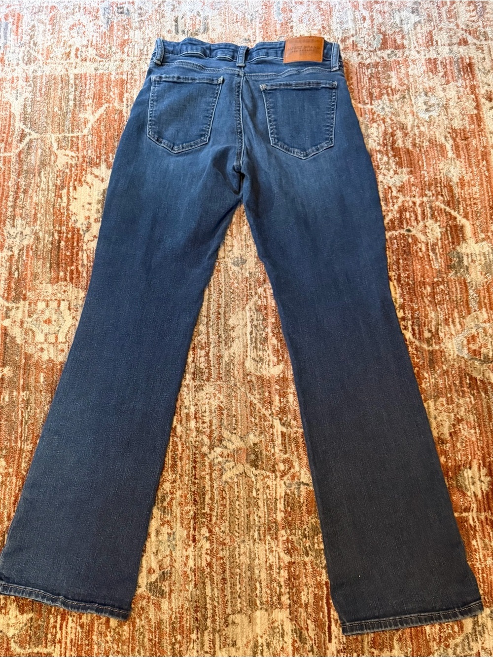 Lucky Brand Women's Sweet Boot, Bootcut Jeans in Medium Blue Wash - Picture 2 of 2